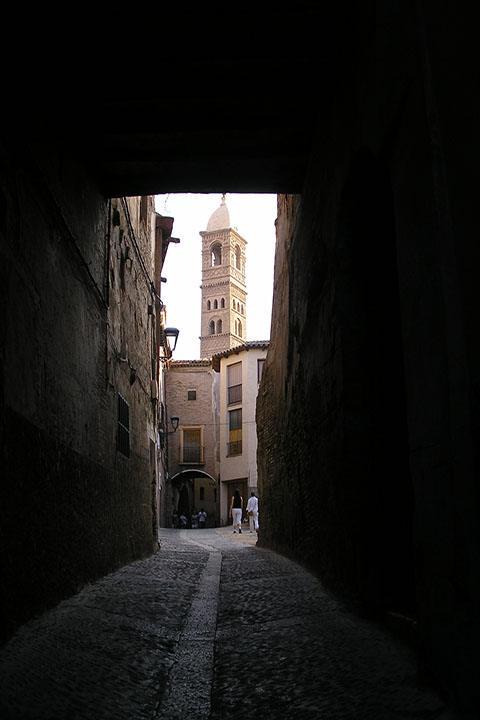 Tarazona de Aragón, Costumbrismo, libros y novelas.