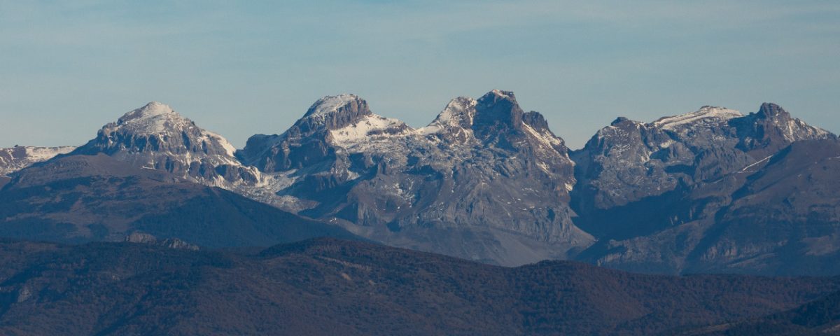 Pirineo.Critica-de-libros.Larga-sombra-de-Gwaara.Foto-@rojoverdeyazul.jpg