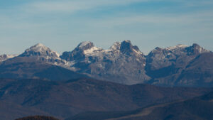 Pirineo.Critica-de-libros.Larga-sombra-de-Gwaara.Foto-@rojoverdeyazul.jpg